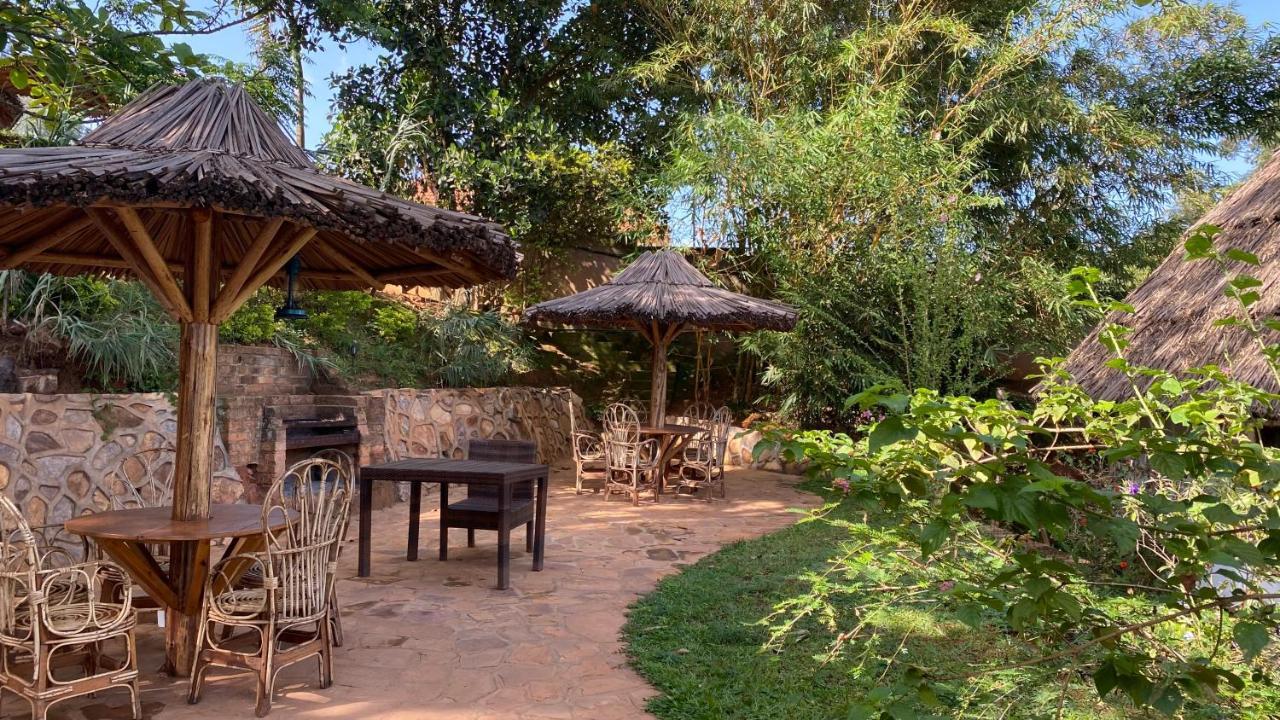 Banda Lodge Masaka Εξωτερικό φωτογραφία