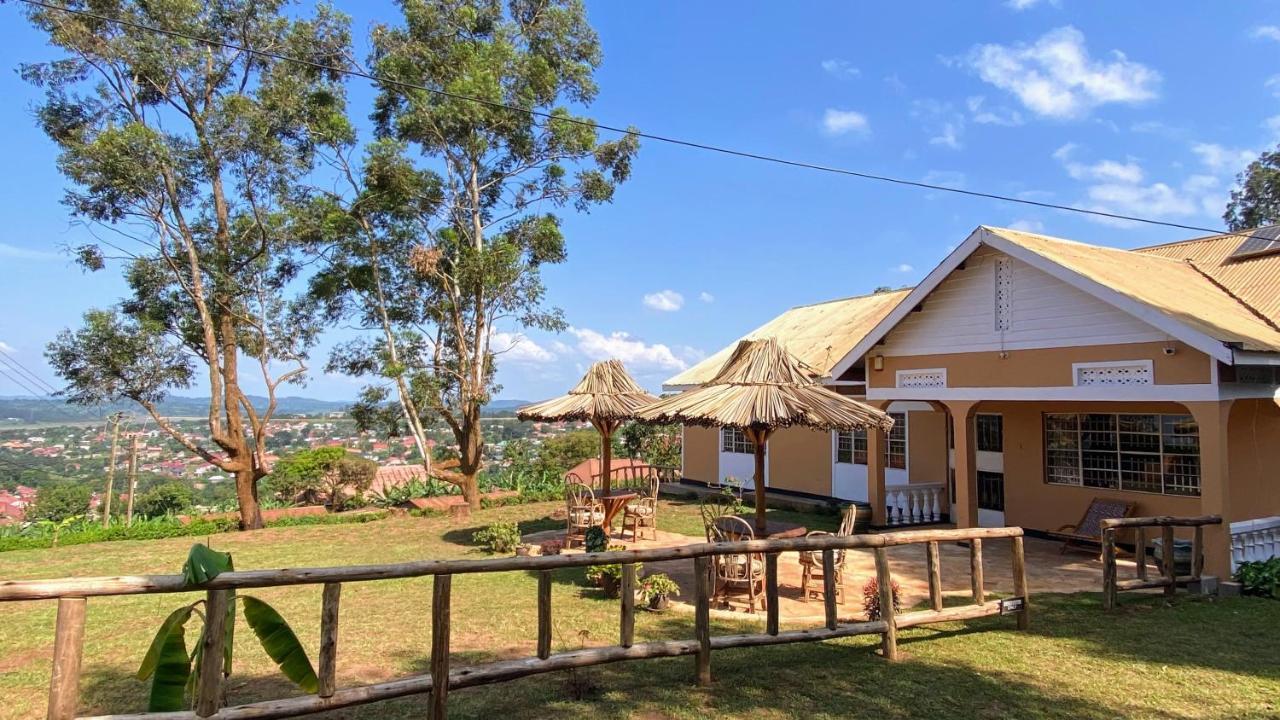 Banda Lodge Masaka Εξωτερικό φωτογραφία