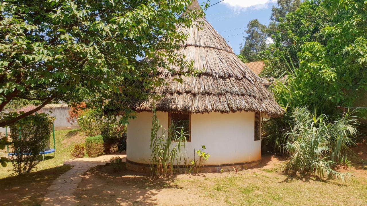 Banda Lodge Masaka Εξωτερικό φωτογραφία