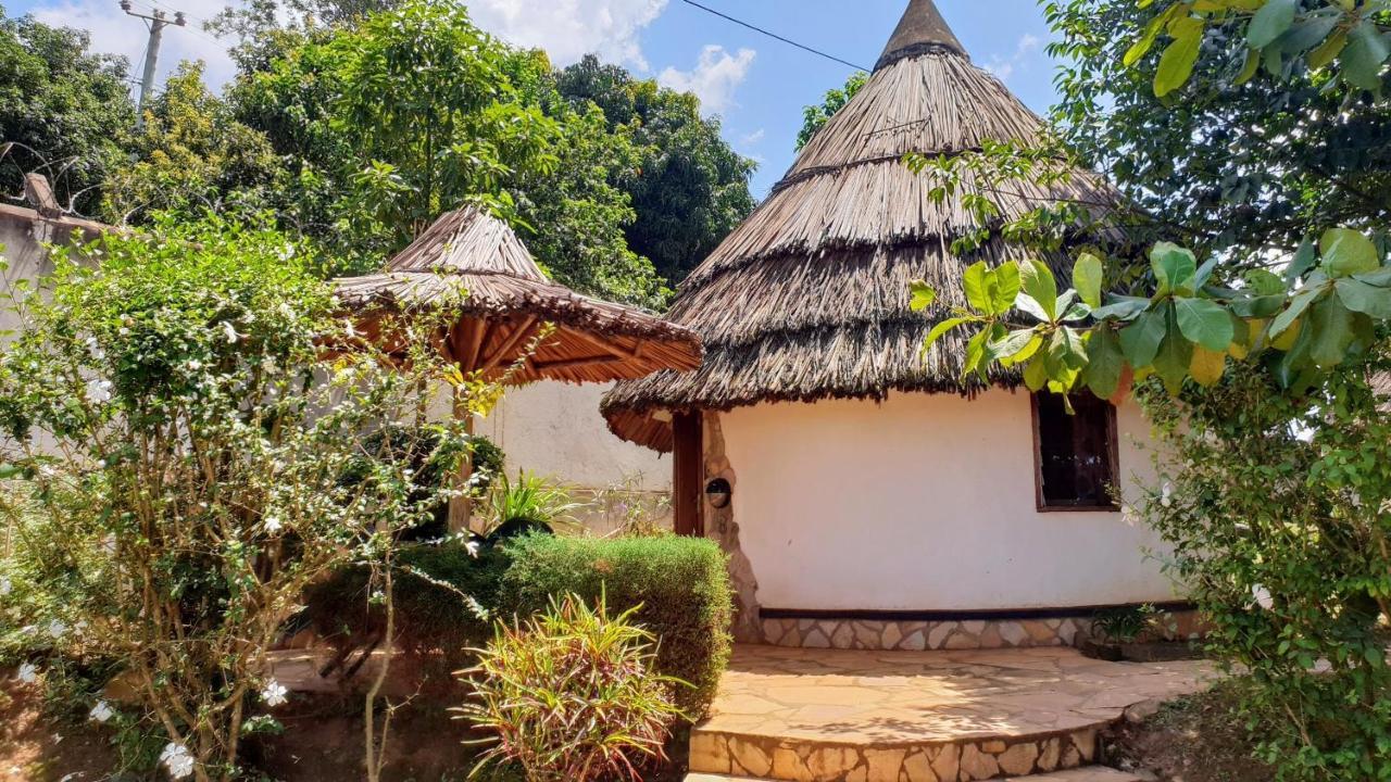 Banda Lodge Masaka Εξωτερικό φωτογραφία