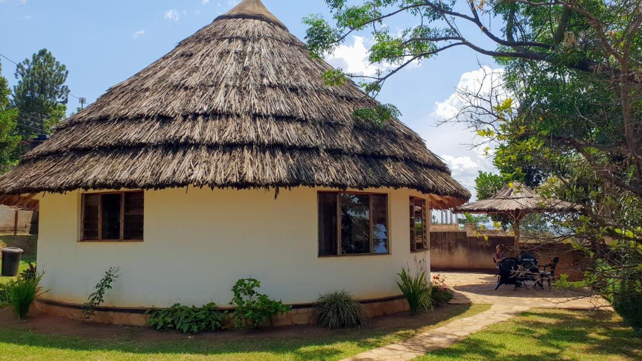 Banda Lodge Masaka Εξωτερικό φωτογραφία