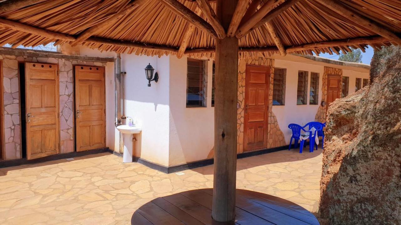 Banda Lodge Masaka Εξωτερικό φωτογραφία