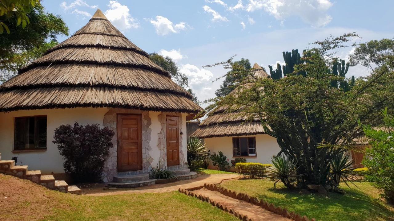 Banda Lodge Masaka Εξωτερικό φωτογραφία